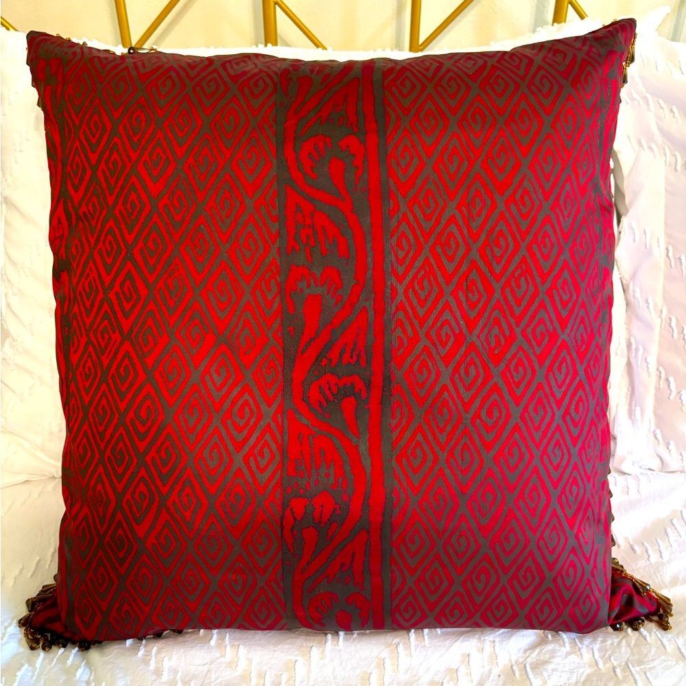Large Silk Red Beaded Throw Pillow Pier 1 Goose Feathers Down 20”x20” STUNNING!